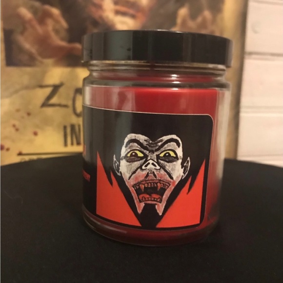 9 Ounce Handcrafted Dracula Candle. Fantasy, Horror, And Sci-fi. Halloween. - Picture 2 of 5